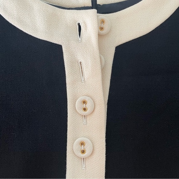 Vintage Gio Guerreri Wool Black and Beige Buttoned A-line ¾ Sleeves Dress - Picture 8 of 15